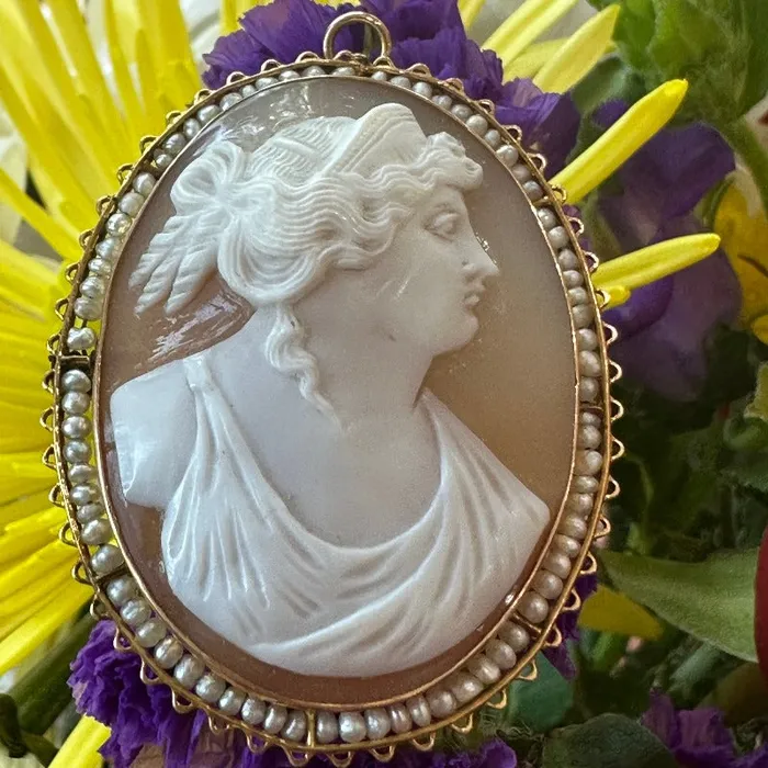 10 Karat Yellow Gold Cameo PinPendant with a Seed Pearl Border 54600170 ONeills Estate Jewelry Necklaces 10 Karat Yellow Gold Cameo PinPendant with a Seed Pearl Border 54600170 ONeills Estate Jewelry Necklaces