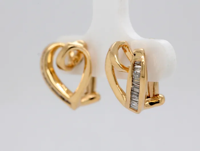 14KY 50 Cttw Diamond Heart Earrings FULLERS PURCHASE FROM PUBLIC Earrings