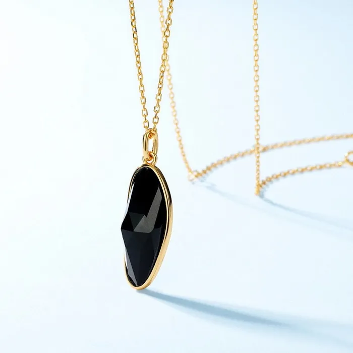 Necklaces PENFINE Irregular black agate pendant clavicle chain unique yellow gold black onyx pendant necklace vintage necklace for women Necklaces PENFINE Irregular black agate pendant clavicle chain unique yellow gold black onyx pendant necklace vintage necklace for women