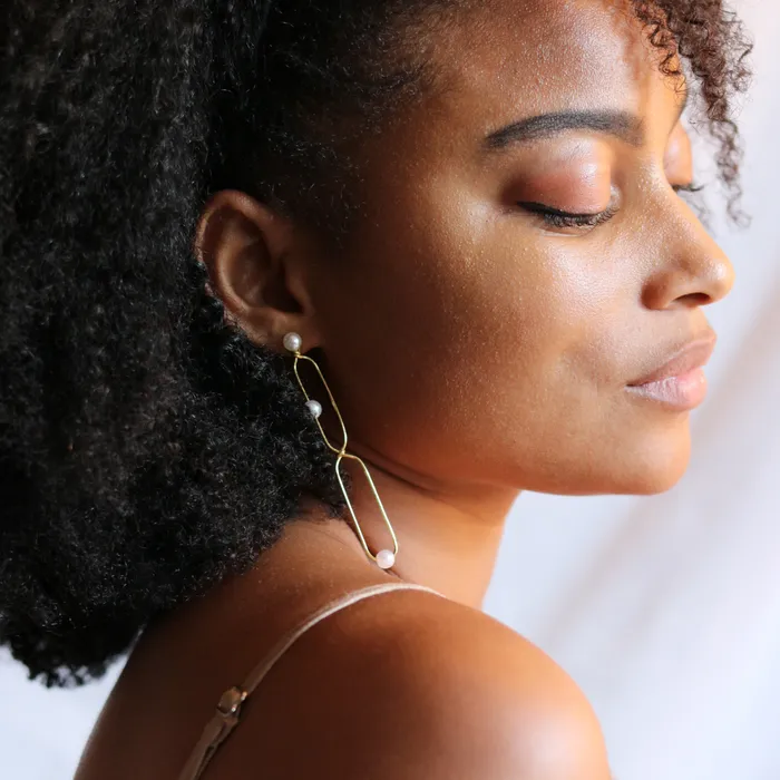 Sandy Earrings AIRI Jewelry Gallery Earrings Sandy Earrings AIRI Jewelry Gallery Earrings