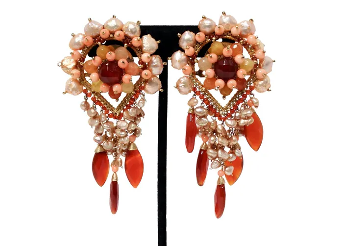 Vintage by Misty Earrings Pearly Intricate Beaded Pink Orange Dangle ClipOn Statement Earrings Vintage by Misty Earrings Pearly Intricate Beaded Pink Orange Dangle ClipOn Statement Earrings