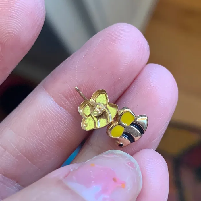 Bee Earrings 14k Gold Vintage Love Vintage Paris Earrings