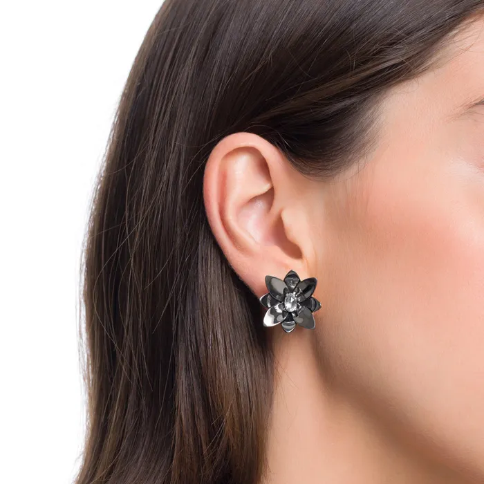 BLOSSOM EARRING IN BLACK RHODIUM PLATED SILVER WITH SAPPHIRE Jack Vartanian Earrings