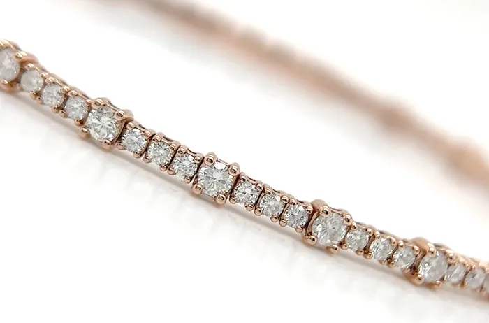 Bracelets Albert Hern Bracelet 14kt Rose Gold Two Sizes Diamonds Bangle Bracelets Albert Hern Bracelet 14kt Rose Gold Two Sizes Diamonds Bangle
