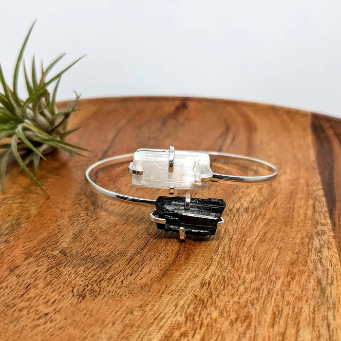 Bracelets Bliss Crystals Selenite and Tourmaline Cuff Bracelet LV7560