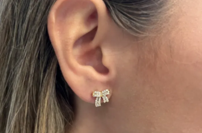 Earrings Albert Hern Earrings 18kt Yellow Gold Bows with Diamonds Earrings Albert Hern Earrings 18kt Yellow Gold Bows with Diamonds