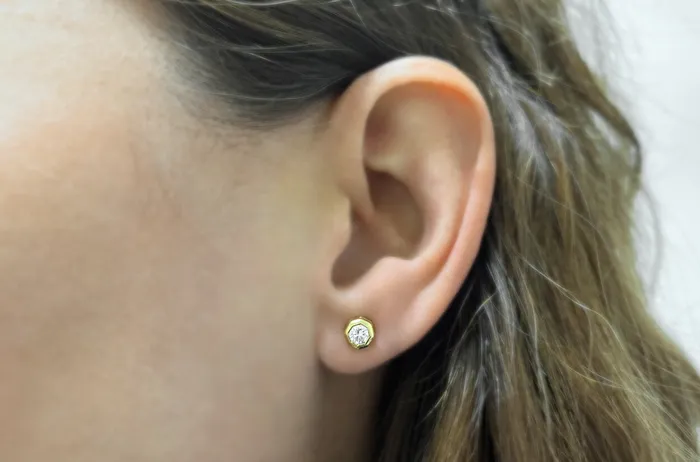 Earrings Albert Hern Mini Earrings 18kt Gold Octagonal Round Diamond Studs Earrings Albert Hern Mini Earrings 18kt Gold Octagonal Round Diamond Studs