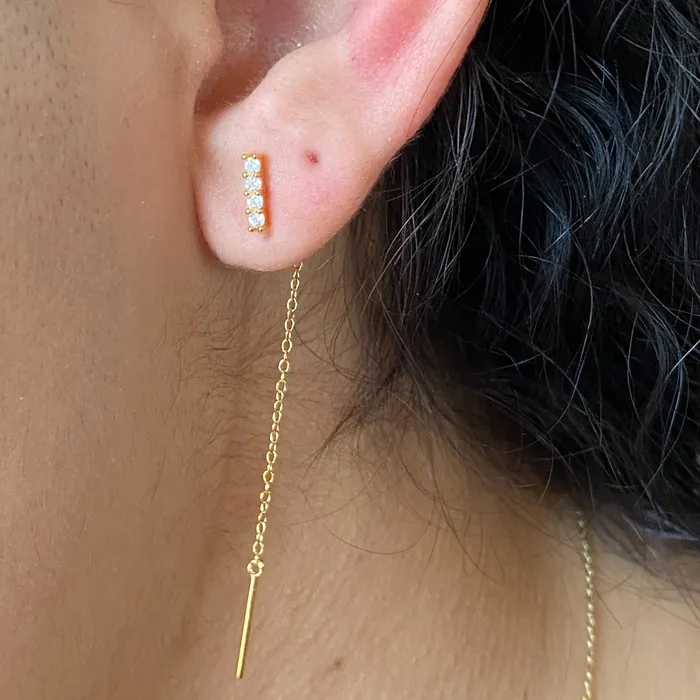 Earrings Izzy Jo Roxanne in Diamondish and Gold Threader Earrings