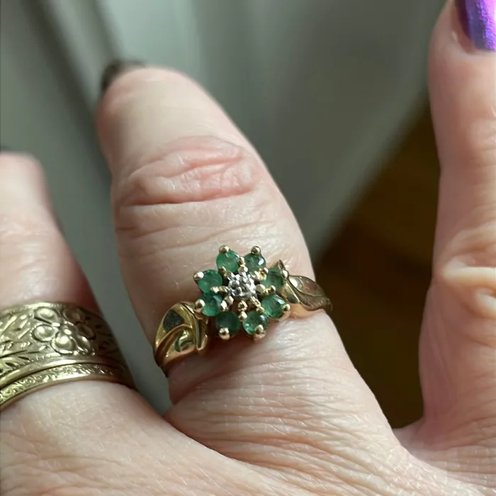 Emerald Diamond Flower Ring 10k Gold Vintage Vintage Paris Jewelry Rings Emerald Diamond Flower Ring 10k Gold Vintage Vintage Paris Jewelry Rings