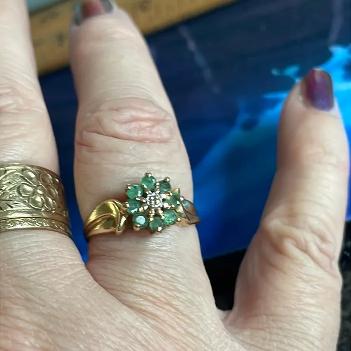 Emerald Diamond Flower Ring 10k Gold Vintage Vintage Paris Jewelry Rings Emerald Diamond Flower Ring 10k Gold Vintage Vintage Paris Jewelry Rings