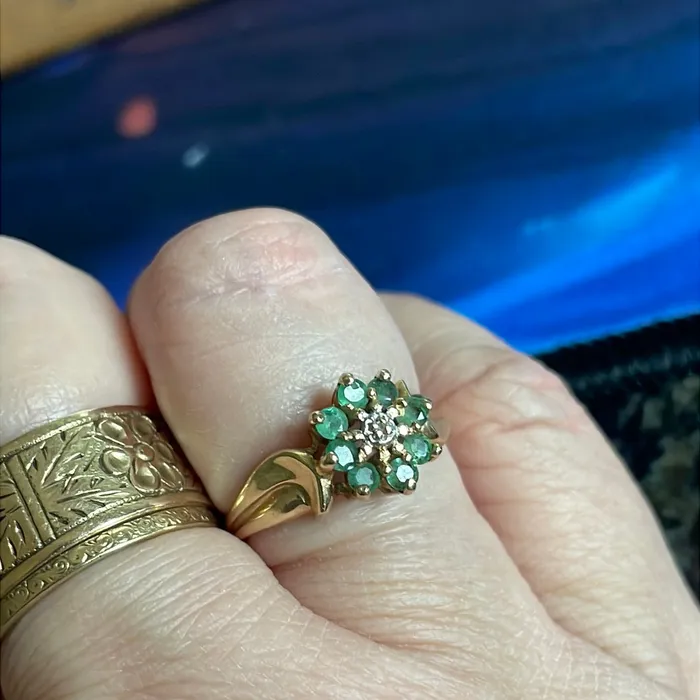 Emerald Diamond Flower Ring 10k Gold Vintage Vintage Paris Jewelry Rings Emerald Diamond Flower Ring 10k Gold Vintage Vintage Paris Jewelry Rings