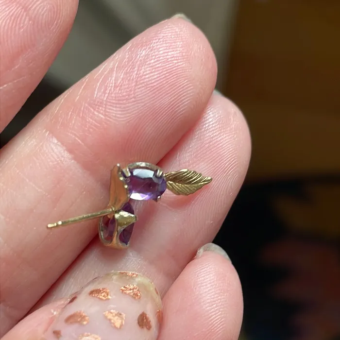 Love Vintage Paris Earrings Amethyst Leaf Earrings 14k Gold Vintage