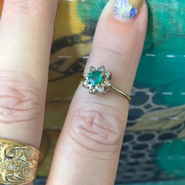 Love Vintage Paris Rings Emerald Diamond Flower Ring 10k Gold Vintage