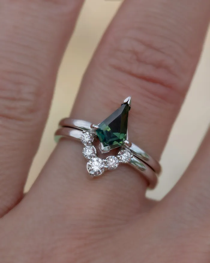 Rings Teal Green Sapphire and Diamonds Kite Engagement Ring Set 14 K White Gold Albrecht Jewellery Rings Teal Green Sapphire and Diamonds Kite Engagement Ring Set 14 K White Gold Albrecht Jewellery