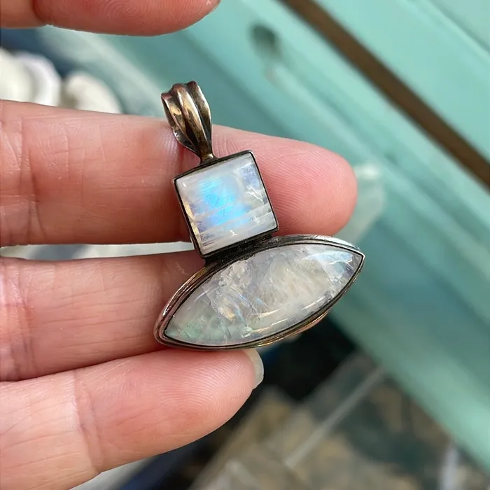 Vintage Paris Jewelry Necklaces Moonstone Pendant Sterling Silver Vintage Vintage Paris Jewelry Necklaces Moonstone Pendant Sterling Silver Vintage