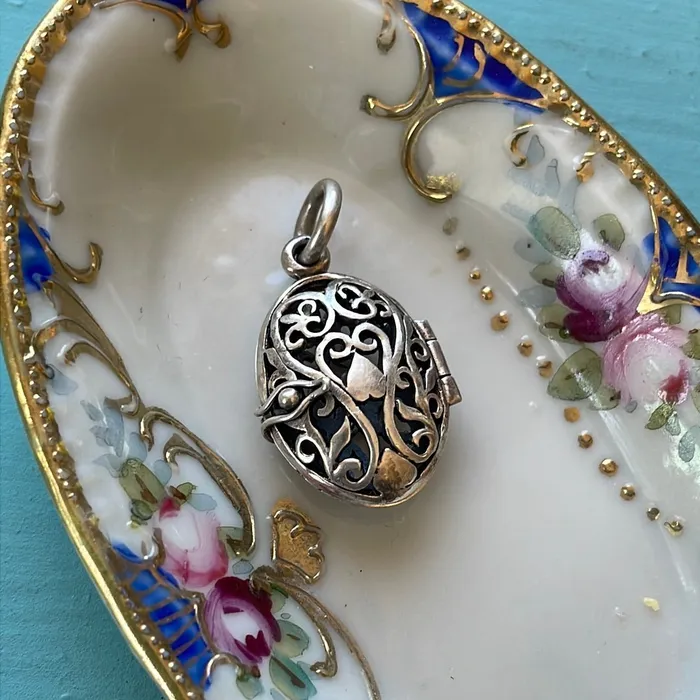 Vintage Paris Jewelry Rings Filigree Locket Sterling Silver Vintage