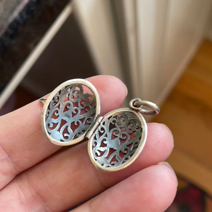 Vintage Paris Jewelry Rings Filigree Locket Sterling Silver Vintage Vintage Paris Jewelry Rings Filigree Locket Sterling Silver Vintage