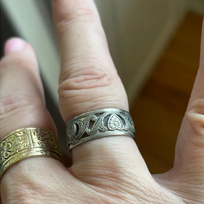 Vintage Paris Jewelry Scrolling Heart Band Sterling Silver Vintage Rings Vintage Paris Jewelry Scrolling Heart Band Sterling Silver Vintage Rings
