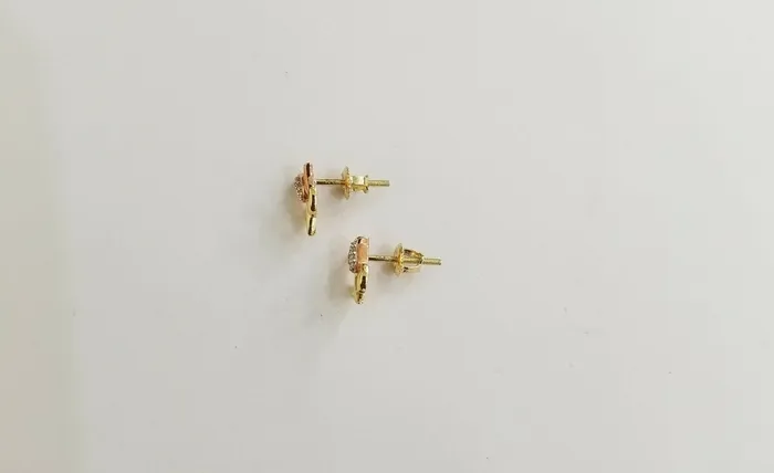 10k rose gold flower Earring with Real 004CT diamond screwbag Women studs globalwatches10 Earrings