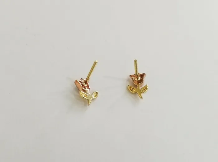 10k rose gold flower Earring with Real 004CT diamond screwbag Women studs globalwatches10 Earrings