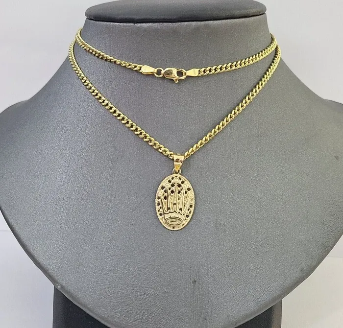 10K Yellow Gold Crown Pendent Charm 3mm Miami Cubn Chain 18 20 22 24 26Inch Gold and Diamond Charm Necklaces 10K Yellow Gold Crown Pendent Charm 3mm Miami Cubn Chain 18 20 22 24 26Inch Gold and Diamond Charm Necklaces