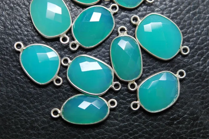 Beads Supplies USA 925 Sterling SilverChrysoprase Chalcedony Facated Slice Connector 2022mm Rings Beads Supplies USA 925 Sterling SilverChrysoprase Chalcedony Facated Slice Connector 2022mm Rings