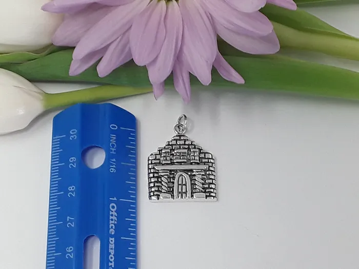 Dian Malouf Jewelry Made In The USA Rings ps7056 Sterling Silver Alamo Middle Charm