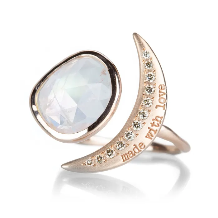Luna Engraved Ring Sirciam Rings