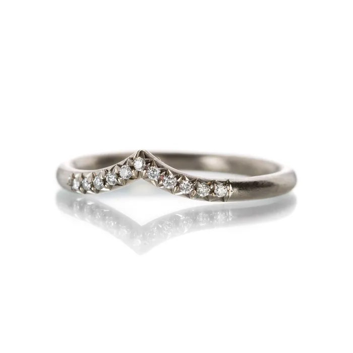 Rings Annie Fensterstock 18k White Gold V Shaped Band