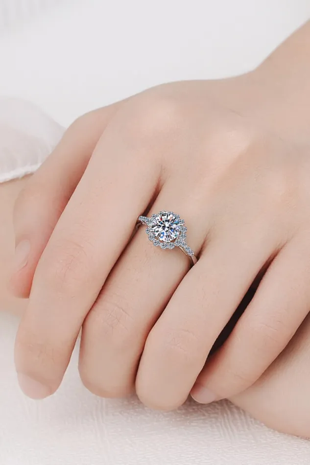 Rings Trendsi 1 Carat Moissanite RhodiumPlated Halo Ring