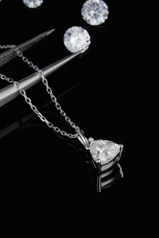 Trendsi Necklaces 1 Carat Moissanite Pendant 925 Sterling Silver Necklace