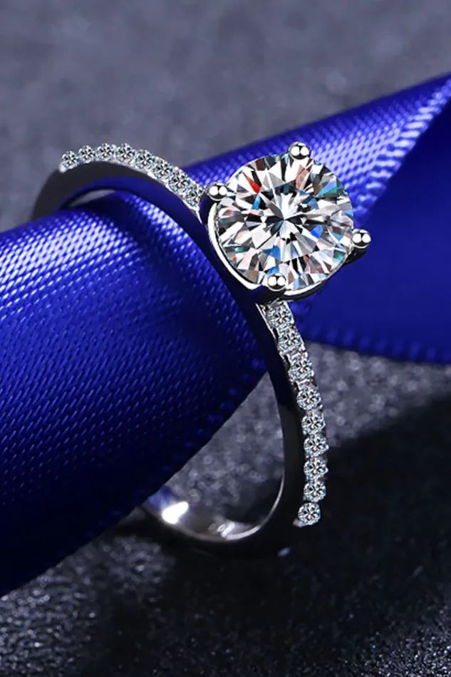 Trendsi Rings 1 Carat Moissanite RhodiumPlated Side Stone Ring