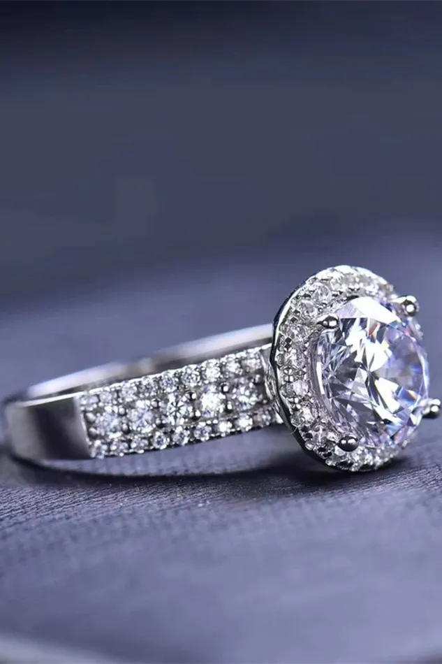 Trendsi Rings FourProng Moissanite Round Ring